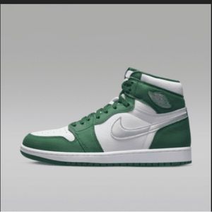 Air Jordan 1 High sneaker George Green/ White/ Metallic Silver Sz. M8.5/ W10